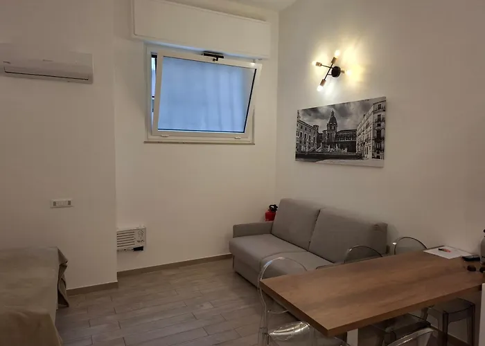 Teatro Apartments Giardino Inglese